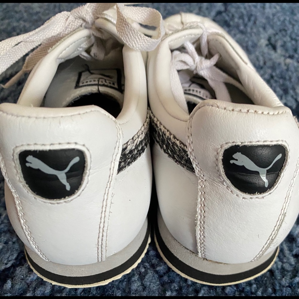 White with Black PUMA ROMA Leather athletic shoes